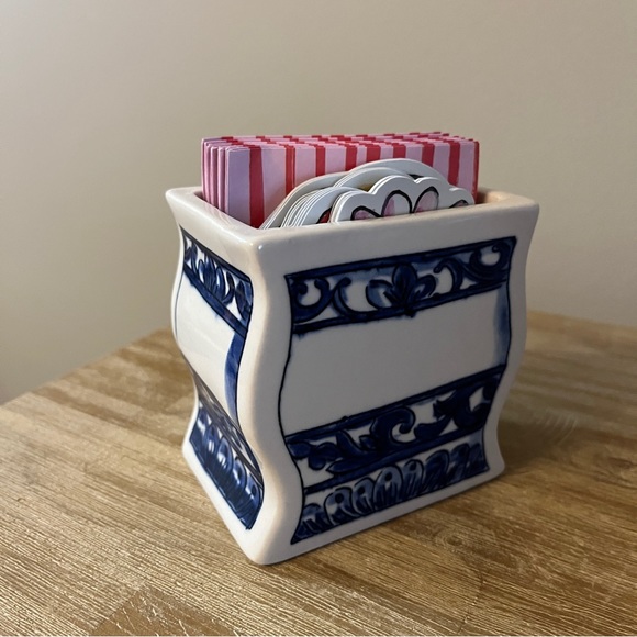 Molly Hatch for CR Gibson. Ceramic Vase with Floral Notecards. - Picture 3 of 8